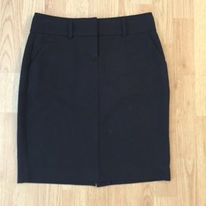 Classic black skirt, like new! Size 0