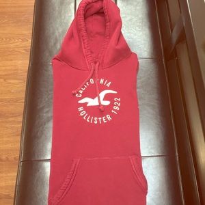 Burgundy comfy hoodie