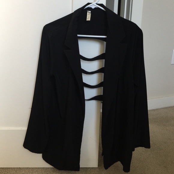 Chic and Trendy Blazer