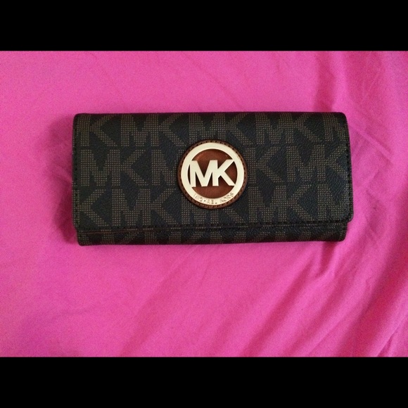 Michael Kors Handbags - MK Fulton Brown Logo/Gold Carryall Wallet