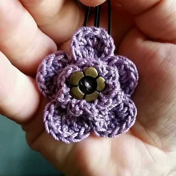 Flower Hair Pin - Picture 3 of 3