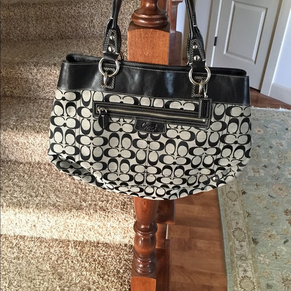 Coach large authentic Coach bag - Picture 2 of 2