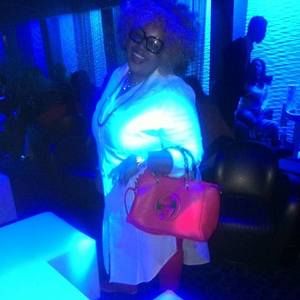 Meet your Posher, Rebecca