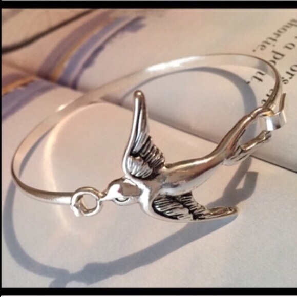 2/$20 Bird Bracelet silver - Picture 2 of 4
