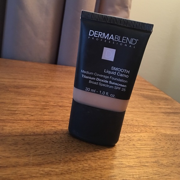 Dermablend liquid Camo