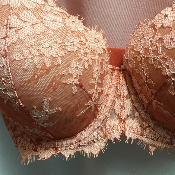Dream Angels Lined Demi Victoria's Secret Lace Bra - Picture 2 of 4