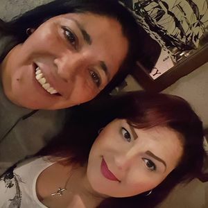 Meet your Posher, Gloria