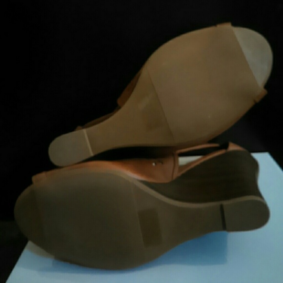 Ladies wedge US size 9 - Picture 4 of 4