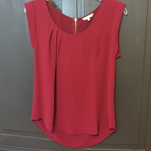 Dark pink top