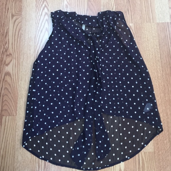 Share flowing tank blouse.