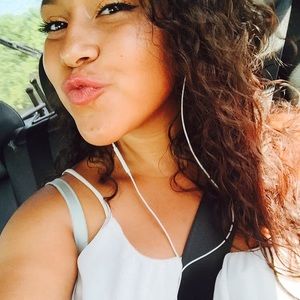 Meet your Posher, Azhane