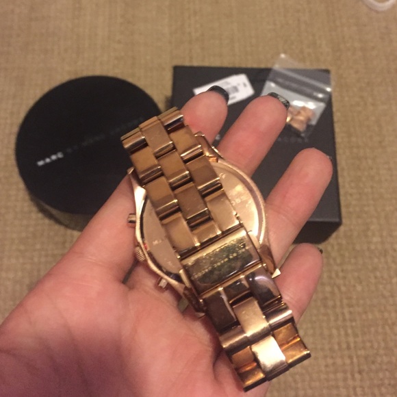 Marc Jacobs rose gold watch