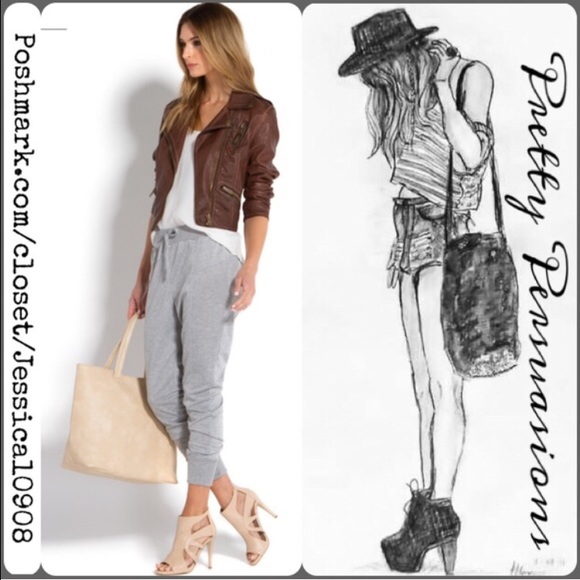 SOLD OUT ☀️ Black Cozy Chic Paneled Track Pants - Picture 3 of 4