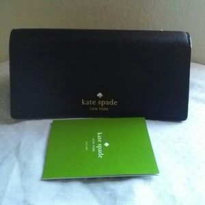 Checkbook wallet