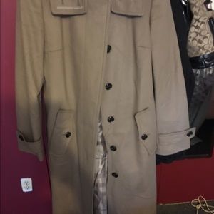 Very good Burberry Trnch coat Only used once