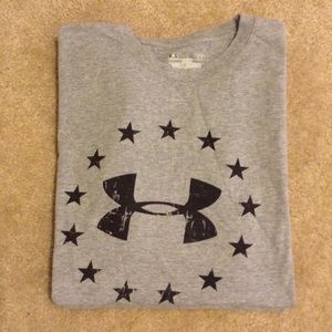 L Under Armour graphic men's black/gray T