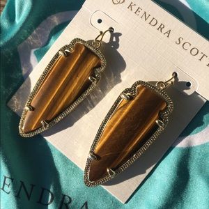 Kendra Scott Skylar earrings