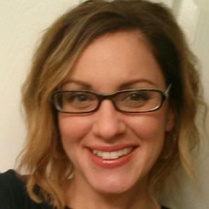 Meet your Posher, Adrienne