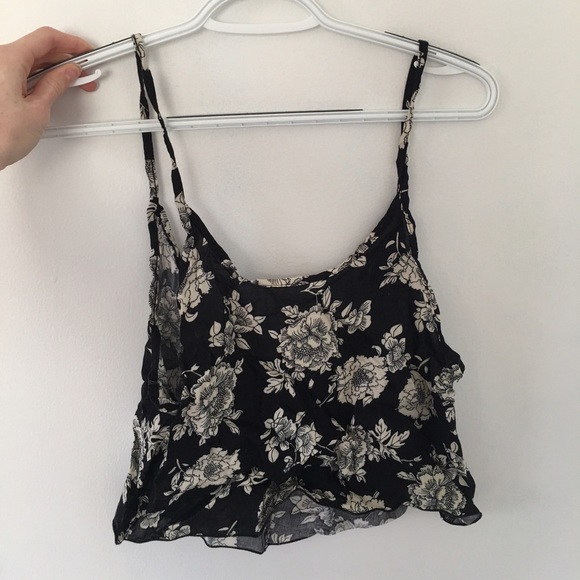 Brandy Melville Floral Crop Top