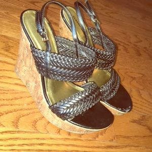 Classified black wedges