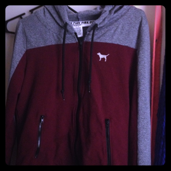 PINK Victoria's Secret Sweaters - VS PINK sweater w/ hoodie.