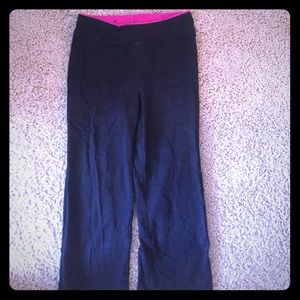 Target brand capri pink waistline workout pants