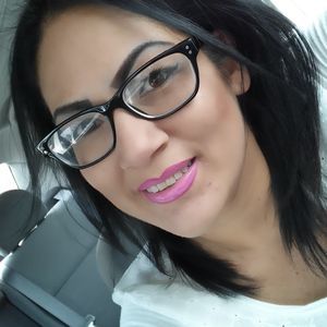 Meet your Posher, Valerie