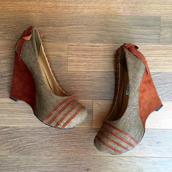 naughty monkey Shoes - Retro Wedge Platforms