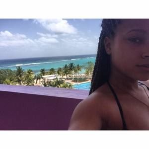 Meet your Posher, Suraya