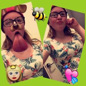 Meet your Posher, Jade