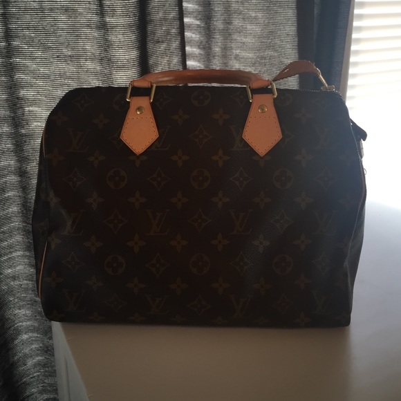 Authentic Louis Vuitton Speed Medium