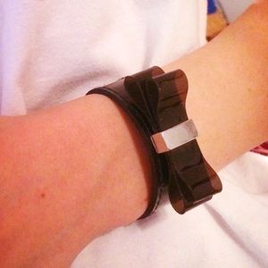 Black bow bracelet