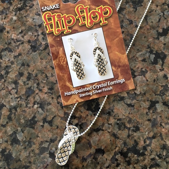 Flip Flop dangle earrings & Flip Flop necklace!