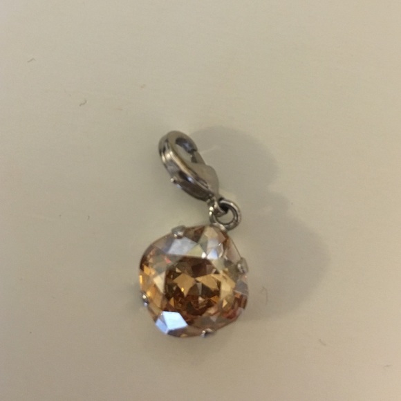 Authentic Sabika hostess exclusive pendent