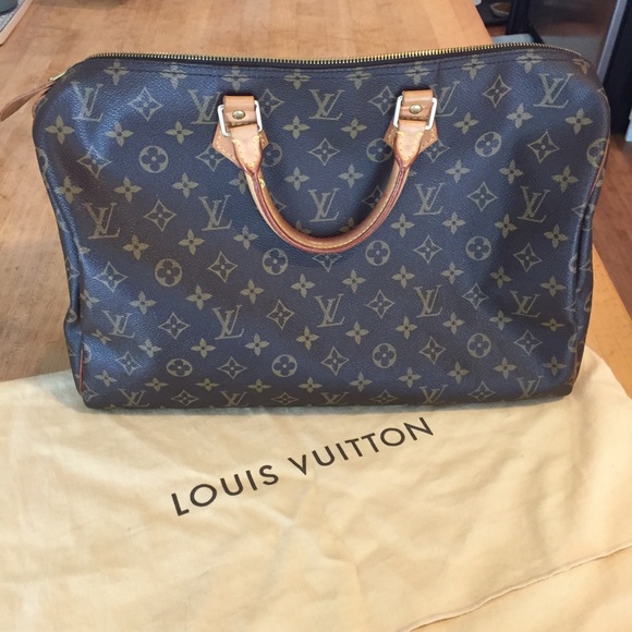 Louis Vuitton Speedy 40