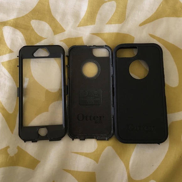 Otter box case and belt clip
