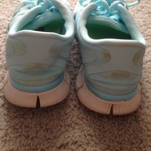Blue nikes size 10