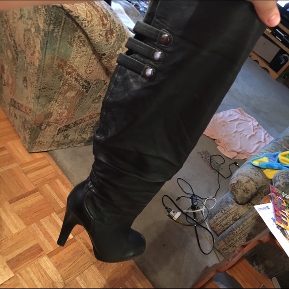 Boots - Picture 1 of 2