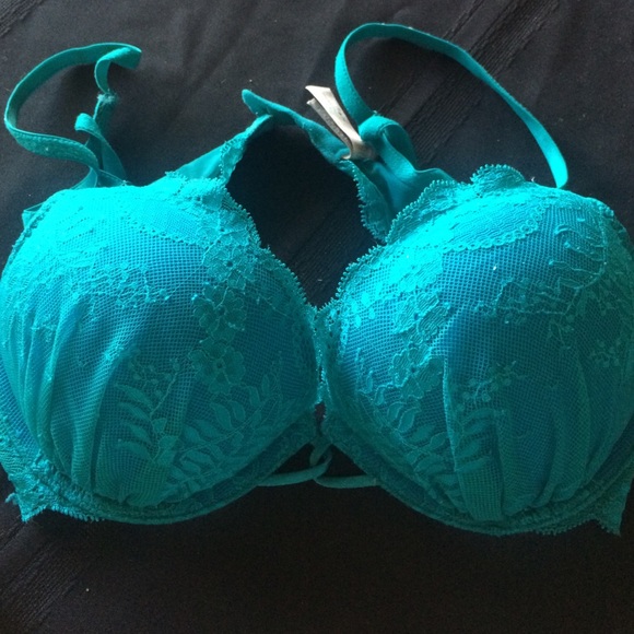 SOLD--- Victoria secret bombshell