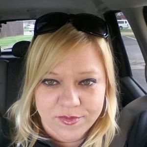 Meet your Posher, Holly