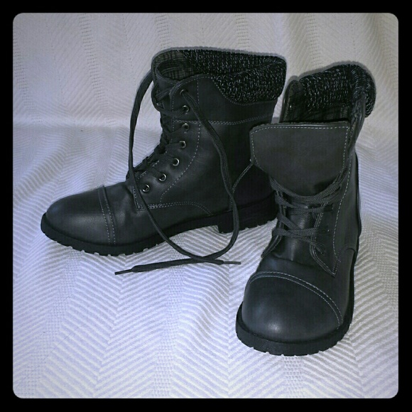 Gray combat boots with sweater top