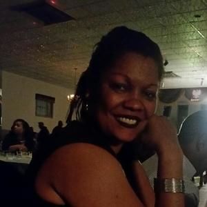 Meet your Posher, Leah