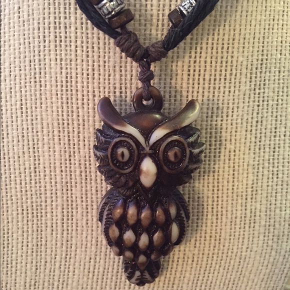 OWL ROPE NECKLACE - Picture 2 of 3