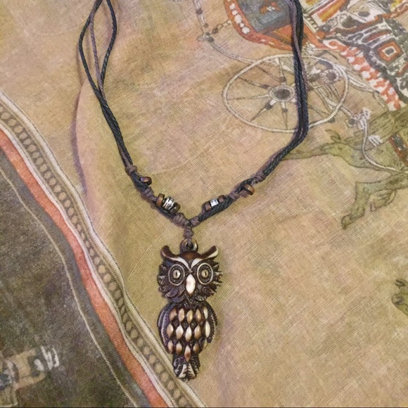 OWL ROPE NECKLACE - Picture 3 of 3