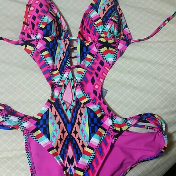 Adorable Wet Seal Monokini Swimsuit