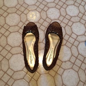 Brown wickered peep toe flats