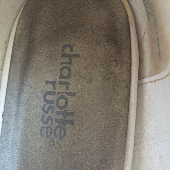 White platform pumps - Picture 4 of 4
