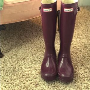 Hunter Tall Rainboots Size 6