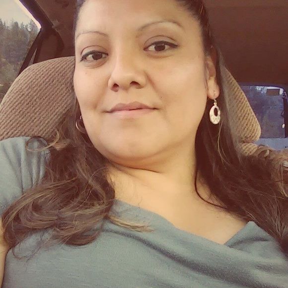 Meet your Posher, Rae - Picture 1 of 1