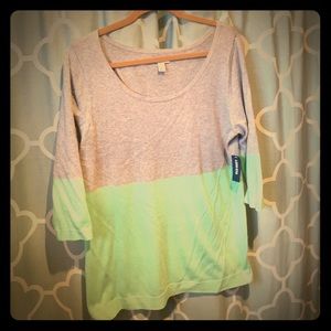 NWT. 3/4 sleeve color block sweater